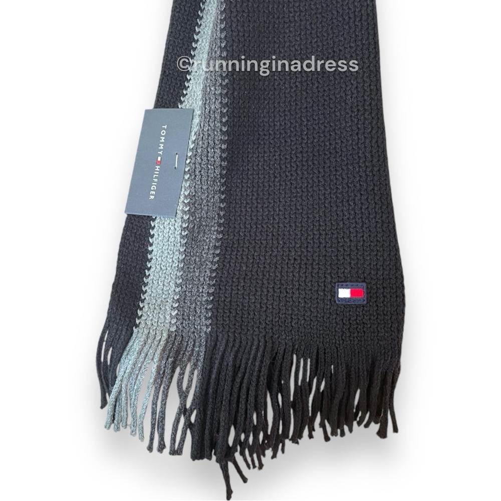 NWT Tommy Hilfiger Knit Winter Scarf In Black And Grey With Logo - Picture 6 of 10